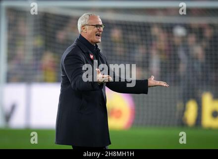 Watford, Großbritannien. 20th. November 2021. Watford-Manager Claudio Ranieri beim Premier League-Spiel zwischen Watford und Manchester United in der Vicarage Road, Watford, England, am 20. November 2021. Foto von Andy Rowland. Quelle: Prime Media Images/Alamy Live News Stockfoto