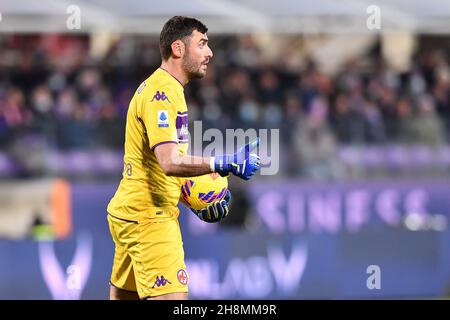 Florenz, Italien. 30th. November 2021. Pietro Terracciano (Fiorentina) während des ACF Fiorentina vs UC Sampdoria, italienische Fußballserie A Spiel in Florenz, Italien, November 30 2021 Quelle: Independent Photo Agency/Alamy Live News Stockfoto