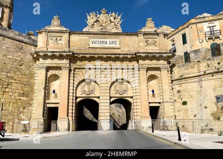 Malta Victoria Gate City Gate in der Nähe des Fährhafens, Valletta, Malta Stockfoto