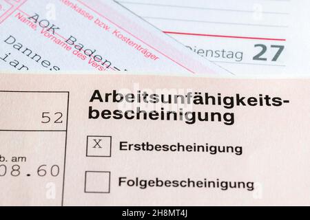 Bescheinigung über Arbeitsunfähigkeit, Anfangsbescheinigung, Folgebescheinigung Stockfoto