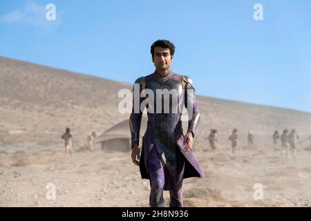 KUMAIL NANJIANI in ETERNALS (2021), Regie CHLOE ZHAO. Kredit: Marvel Studios / TSG Unterhaltung / Album Stockfoto