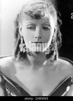 GRETA GARBO in ROMANCE (1930), Regie: CLARENCE BROWN. Kredit: M.G.M. / Album Stockfoto