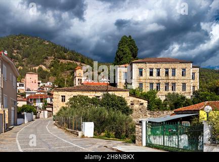 Dorf Tsaritsani, Gemeinde Elassona, Larissa, Thessalien, Griechenland. Stockfoto