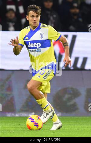 Salerno, Italien. 30th. November 2021. Paulo Dybala (Juventus FC.) in Aktion die Serie A zwischen den USA. Salernitana 1919 - FC Juventus. Im Stadio Arechi Endstand: 0-2 (Bildnachweis: © Agostino Gemito/Pacific Press via ZUMA Press Wire) Stockfoto