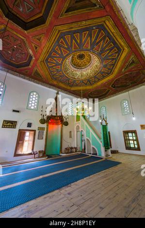 King's Moschee, Gebet Hall, aus Holz geschnitzte Decke, Berat, Albanien Stockfoto