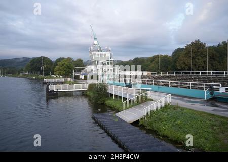 Drohnenaufnahme vom Regattatürm am Baldeneysee in Essen Stockfoto