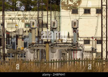 Altes funktionierendes Dorfkraftwerk. Stockfoto