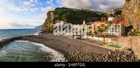 Madeira Insel schöne Orte - charmante Küstenstadt Ponta do Sol, beliebtes Resort und Touristenattraktion Stockfoto