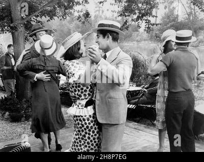 Annie Girardot, Gerard Blaine, Drehort des französischen Films „La Bonne Soupe“, 20th Century-Fox, 1964 Stockfoto