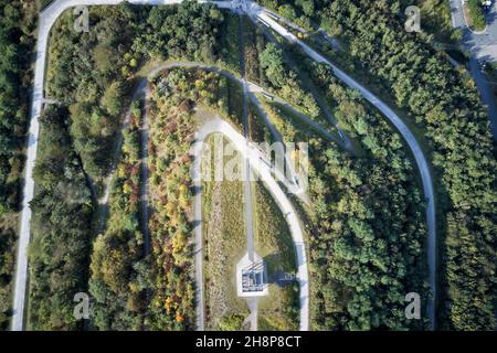 Halde Hoheward in Herten mit dem Sonnenobservatorium und einem Aussichtsturm Stockfoto