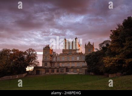 Dramatischer Herbstaufgang im Wollaton Park in Nottingham Nottinghamshire England Stockfoto