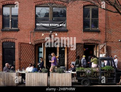 Lavendel-See-Restaurant in Gowanus, Brooklyn, NYC Stockfoto