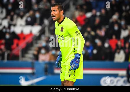 Paris, Frankreich. 01st Dez 2021. Walter BENITEZ aus Nizza während des Fußballspiels der französischen Ligue 1 zwischen Paris Saint-Germain und dem OGC Nizza am 1. Dezember 2021 im Stadion Parc des Princes in Paris, Frankreich - Foto Matthieu Mirville / DPPI Credit: DPPI Media/Alamy Live News Stockfoto