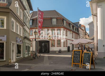 Hauptstraße in der Altstadt von Kronberg im Taunus, Hessen, Deutschland Stockfoto
