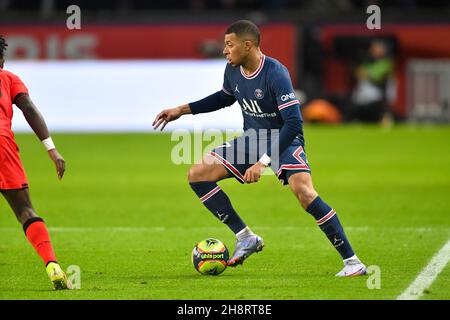 Paris, Frankreich. 01st Dez 2021. Kylian Mbappe auf dem Feld beim PSG vs OGC Nice im Princes Park in Paris, Frankreich, am 1. Dezember 2021. (Foto: Lionel Urman/Sipa USA) Quelle: SIPA USA/Alamy Live News Stockfoto