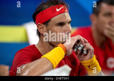 SYDNEY, AUSTRALIEN - 11. JANUAR: Rafael Nadal aus Spanien wechselt während des neunten Tages des Halbfinalmatches beim ATP Cup Tennis 2020 in der Ken Rosewall Arena am 11. Januar 2020 in Sydney, Australien, das Ende. Stockfoto