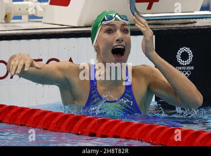 Tokio, Japan. 02nd Dez 2021. Die Südafrikanerin Tatjana Schoenmaker stellt am Freitag, den 30. Juli 2021, im Tokyo Aquatics Center in Tokio, Japan, beim Breaststroke Final der Frauen 200m, einen neuen Weltrekord mit 2:18,95 auf. Foto von Tasos Katopodis/UPI Credit: UPI/Alamy Live News Stockfoto