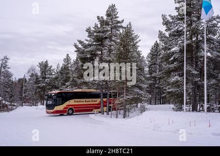 Bus, Hetta, Enontekiö, Lappland, Finnland Stockfoto