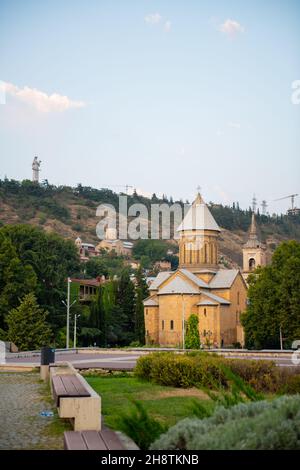 Orthodoxer kleiner Tempel in Tiflis in Georgien Stockfoto