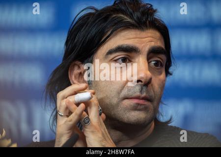 BERLIN, DEUTSCHLAND-Februar 09: Fatih Akin nimmt an der Pressekonferenz „The Golden Glove“ bei den Internationalen Filmfestspielen der Berlinale 69th Teil Stockfoto