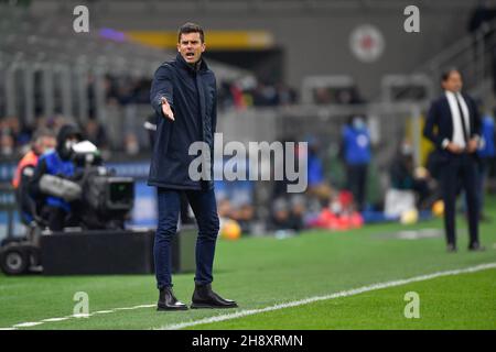 Mailand, Italien. 01st Dez 2021. Manager Thiago Motta von Spezia sah während der Serie Ein Spiel zwischen Inter und Spezia bei Giuseppe Meazza in Mailand. (Foto: Gonzales Photo/Alamy Live News Stockfoto