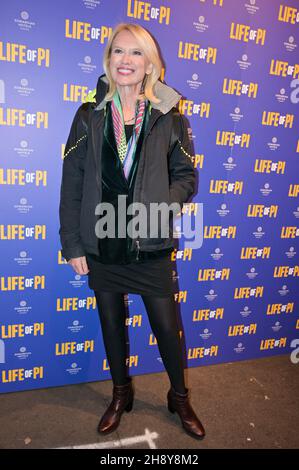 Anneka Rance besuchte Life of Pi im Wyndham’s Theatre, Charing Cross Rd, London, Großbritannien. 2nd. Dezember 2012. Stockfoto