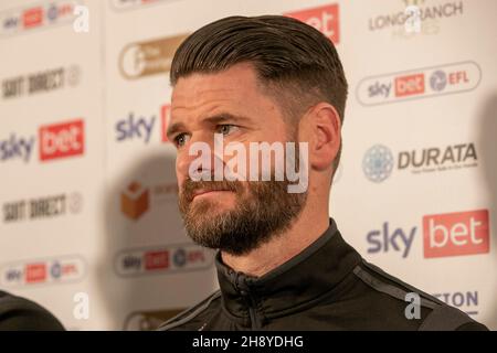 HARTLEPOOL, GBR. DEZ 2ND. Michael Nelson, der stellvertretende Manager von New Hartlepool United, gab auf der Pressekonferenz bekannt, dass Graeme Lee am Donnerstag, dem 2nd. Dezember 2021, zum Manager von Victoria Park in Hartlepool ernannt wurde. (Kredit: Mark Fletcher | MI News) Kredit: MI Nachrichten & Sport /Alamy Live News Stockfoto