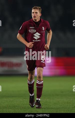 Turin, Italien, 2nd. Dezember 2021. David Zima vom FC Turin während des Spiels der Serie A im Stadio Grande Torino, Turin. Bildnachweis sollte lauten: Jonathan Moscrop / Sportimage Stockfoto