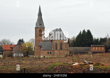 Kirche St. Martin vor dem Abriss in Borschemich, Deutschland Stockfoto