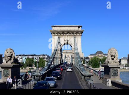 Széchenyi Kettenbrücke in Budapest, Ungarn. Stockfoto