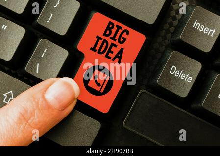 Textschild mit großer Idee. Geschäftsidee mit einer großartigen kreativen Innovationslösung oder einer Denkweise zum Herunterladen von Online-Dateien und -Daten, zum Hochladen Stockfoto