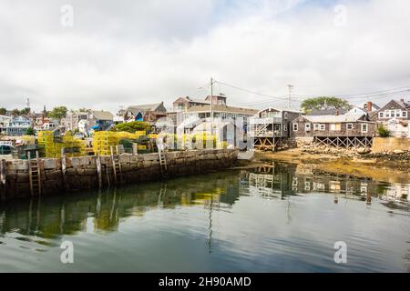 Rockport, Massachusetts, Vereinigte Staaten von Amerika – 20. September 2016. Rockport Hafen in Rockport, MA. Blick auf historische Gebäude. Stockfoto