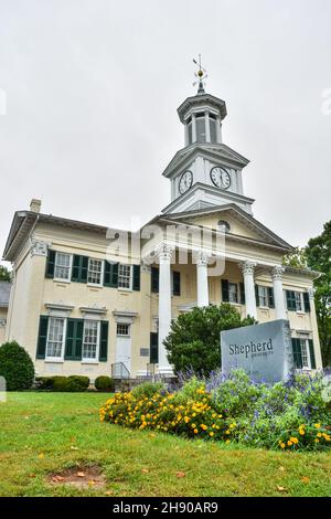 Shepherdstown, West Virginia, Vereinigte Staaten von Amerika – 28. September 2016. McMurran Hall of the Shepherd University in Shepherdstown, WV. Das Griechische Stockfoto