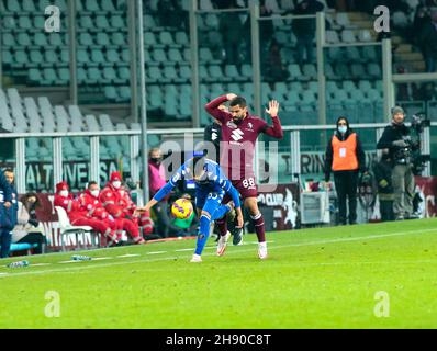 Turin, Italien - 2. Dezember 2021, Tomas Rincon (FC Turin) während des Fußballspiels der italienischen Meisterschaft Serie A zwischen dem FC Turin und dem FC Empoli am 2. Dezember 2021 im Stadio Olimpico Grande Torino in Turin, Italien - Foto: Nderim Kaceli/DPPI/LiveMedia Stockfoto