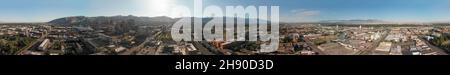 Salt Lake City Skyline an einem sonnigen Tag, Utah von Drohne - USA Stockfoto