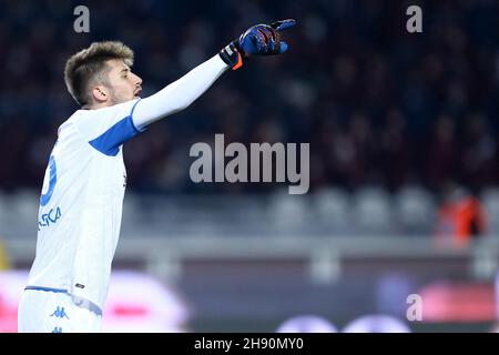 Guglielmo Vicario von Empoli FC Gesten während der Serie Ein Spiel zwischen Turin FC und Empoli FC im Stadio Olimpico am 2. Dezember 2021 in Turin, Italien. Stockfoto