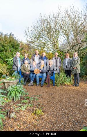 Fontwell, West Sussex, 3. Dezember 2021. Die Royal Horticultural Society gab am Freitag bekannt, dass Denmans Garden, ein RHS-Partnergarten, beim Wettbewerb „RHS Partner Garden of the Year“ zum regionalen Gewinner für die Südost- und Kanalinseln ernannt wurde. Der erste Wettbewerb lud RHS-Mitglieder ein, ‘für ihren bevorzugten 2021 Feel Good’-Garten zu stimmen, in Anerkennung der Vorteile für Gesundheit und Wohlbefinden, die sich aus dem Besuch von Gärten ergeben. Sechs Gärten wurden als regionale Gewinner ausgewählt und die Larch Cottage Nurseries wurde zum Gesamtsieger gewählt. „Es gibt viele tolle und wunderschöne RHS Stockfoto