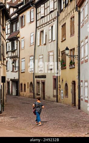 Schöne Städte in Frankreich - Colmar, mit bunten Fachwerkhäusern Stockfoto