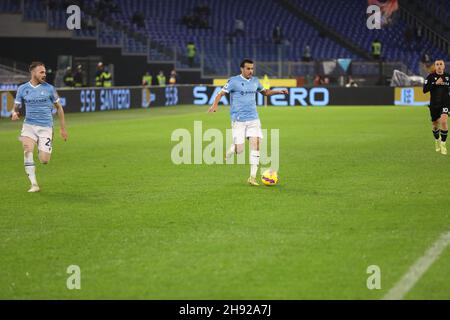 Rom, Italien. 02nd Dez 2021. Italien: Im Stadio Olimpico aus Rom, Latium und Udinese wurden 4-4 für das Spiel der italienischen Serie A 2021-2022 15th in diesem Bild: Pedro (Foto von Paolo Pizzi/Pacific Press) Quelle: Pacific Press Media Production Corp./Alamy Live News Stockfoto