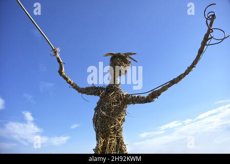 Wicker man bei den Rollright Stones, Little Compton, Oxfordshire, Großbritannien Stockfoto