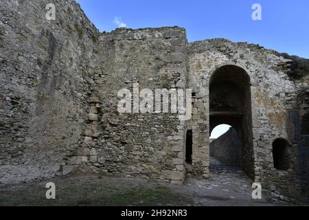 Hauptgewölbtes Eingangstor der Burg Methoni eine mittelalterliche Festung in der Hafenstadt Methoni, Messinia Peloponnes, Griechenland. Stockfoto