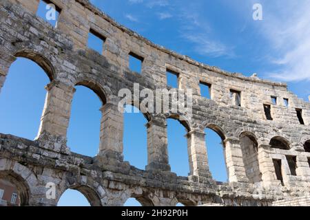 Antike römische Amphitheater in Pula, Kroatien Stockfoto