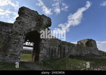 Hauptgewölbtes Eingangstor der Burg Methoni eine mittelalterliche Festung in der Hafenstadt Methoni, Messinia Peloponnes, Griechenland. Stockfoto