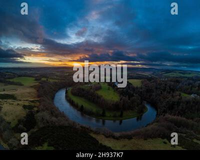 Sonnenuntergang bei Scott's View mit Blick über den River Tweed, über Old Melrose und die Eildon Hills dahinter. Bemersyde, Scottish Borders, Schottland, Großbritannien Stockfoto