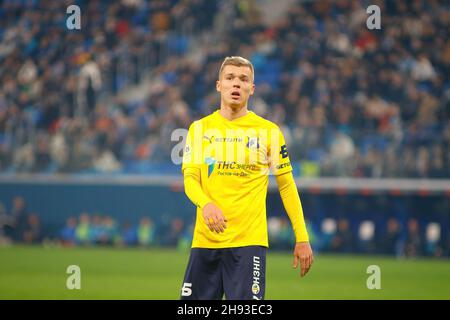 Sankt Petersburg, Russland. 03rd Dez 2021. Dmitri Poloz (Nr.7) von Rostov, gesehen während des Fußballspiels der russischen Premier League zwischen Zenit Sankt Petersburg und Rostov in der Gazprom Arena. Endergebnis: Zenit 2:2 Rostov. Kredit: SOPA Images Limited/Alamy Live Nachrichten Stockfoto