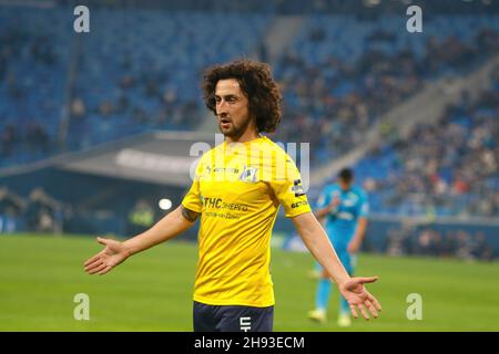 Sankt Petersburg, Russland. 03rd Dez 2021. Choren Bayramyan (Nr. 19) aus Rostow, gesehen während des Fußballspiels der russischen Premier League zwischen Zenit Sankt Petersburg und Rostow in der Gazprom Arena. Endergebnis: Zenit 2:2 Rostov. Kredit: SOPA Images Limited/Alamy Live Nachrichten Stockfoto