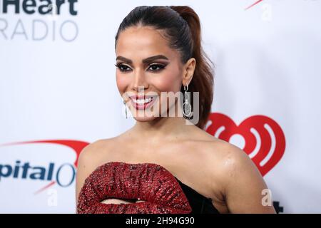 Inglewood, USA. 03rd Dez 2021. INGLEWOOD, LOS ANGELES, KALIFORNIEN, USA - 03. DEZEMBER: Anitta kommt bei iHeartRadio 102,7 KIIS FM's Jingle Ball 2021 präsentiert von Capital One, das am 3. Dezember 2021 auf dem Forum in Inglewood, Los Angeles, Kalifornien, USA, stattfand. (Foto von Xavier Collin/Image Press Agency) Quelle: Image Press Agency/Alamy Live News Stockfoto