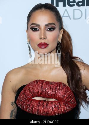 Inglewood, USA. 03rd Dez 2021. INGLEWOOD, LOS ANGELES, KALIFORNIEN, USA - 03. DEZEMBER: Anitta kommt bei iHeartRadio 102,7 KIIS FM's Jingle Ball 2021 präsentiert von Capital One, das am 3. Dezember 2021 auf dem Forum in Inglewood, Los Angeles, Kalifornien, USA, stattfand. (Foto von Xavier Collin/Image Press Agency) Quelle: Image Press Agency/Alamy Live News Stockfoto