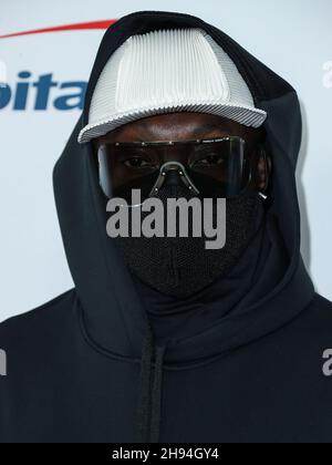 Inglewood, USA. 03rd Dez 2021. INGLEWOOD, LOS ANGELES, KALIFORNIEN, USA - 03. DEZEMBER: Will.i.am kommt auf dem iHeartRadio 102,7 KIIS FM's Jingle Ball 2021 präsentiert von Capital One, der auf dem Forum am 3. Dezember 2021 in Inglewood, Los Angeles, Kalifornien, USA, stattfand. (Foto von Xavier Collin/Image Press Agency) Quelle: Image Press Agency/Alamy Live News Stockfoto