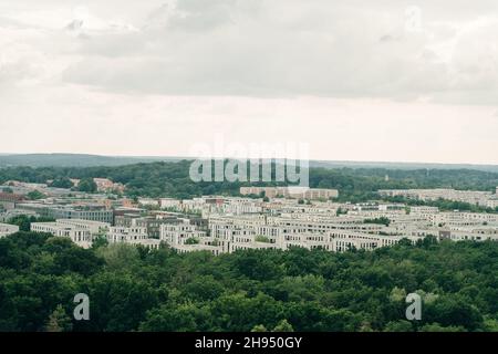 potsdam, deutschland - nov, 2021 Blick vom Pfingstberg auf die Wohnsiedlungen in potsdam. Hochwertige Fotos Stockfoto